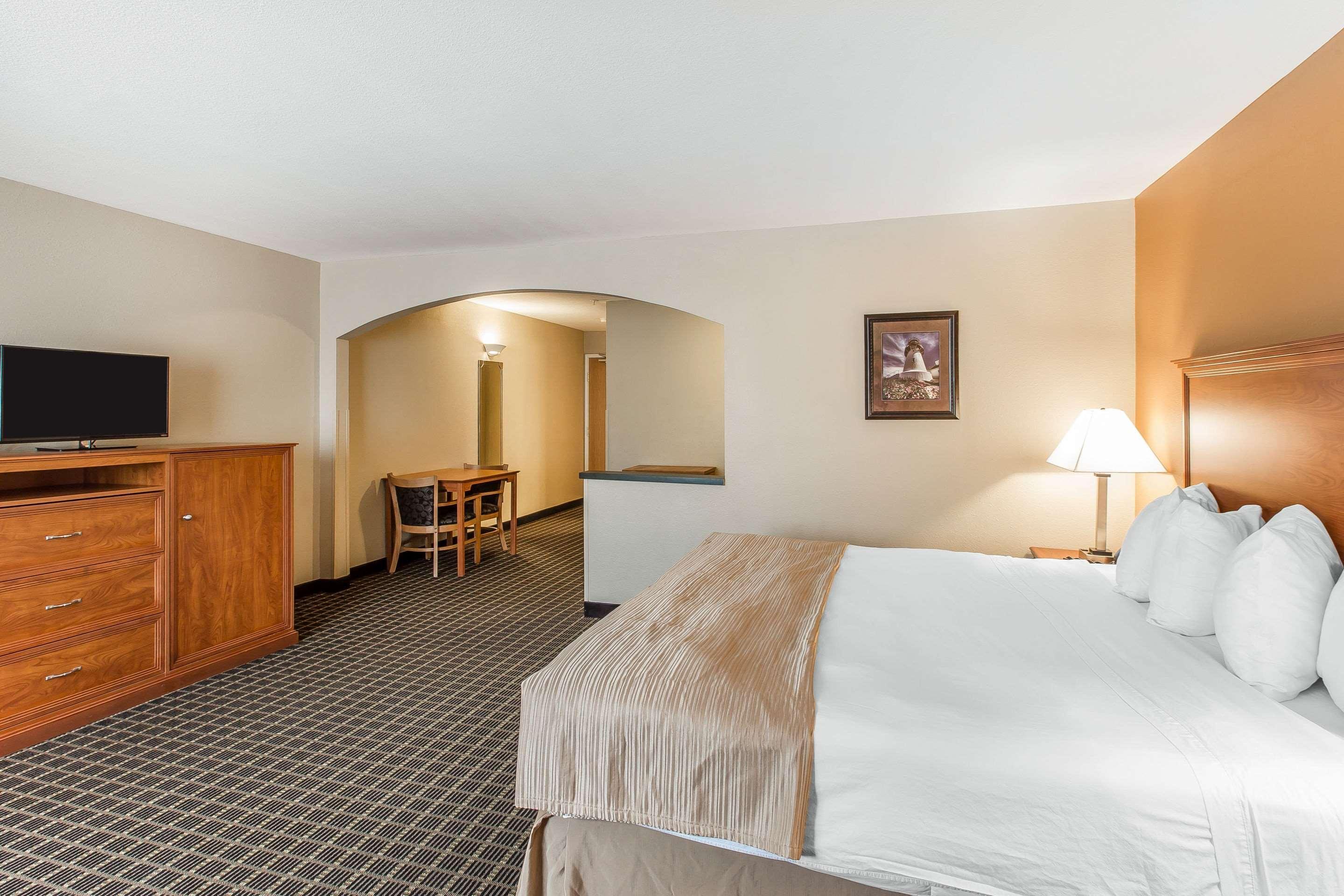 Quality Inn & Suites On The River Glenwood Springs Dış mekan fotoğraf