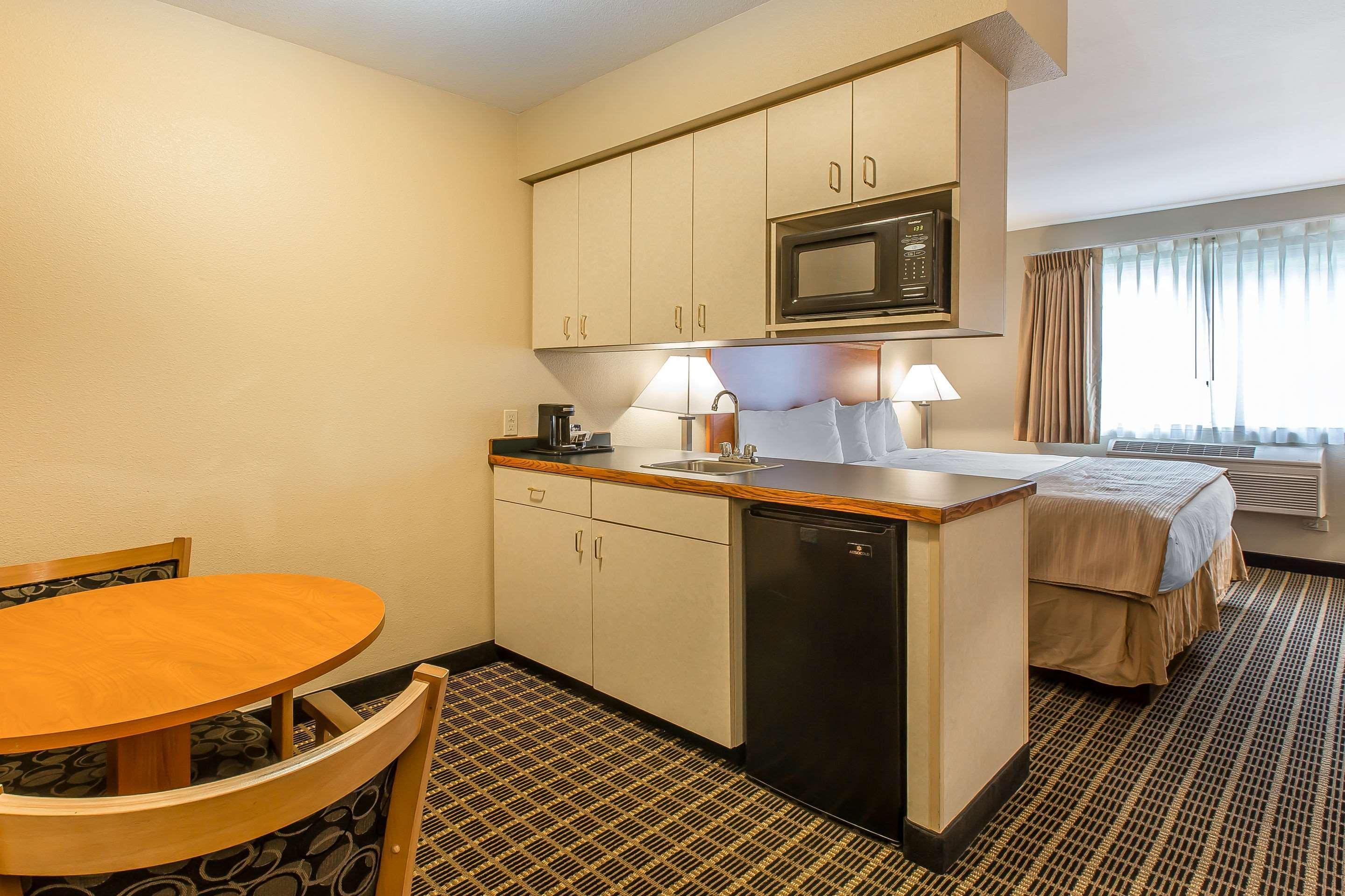 Quality Inn & Suites On The River Glenwood Springs Dış mekan fotoğraf